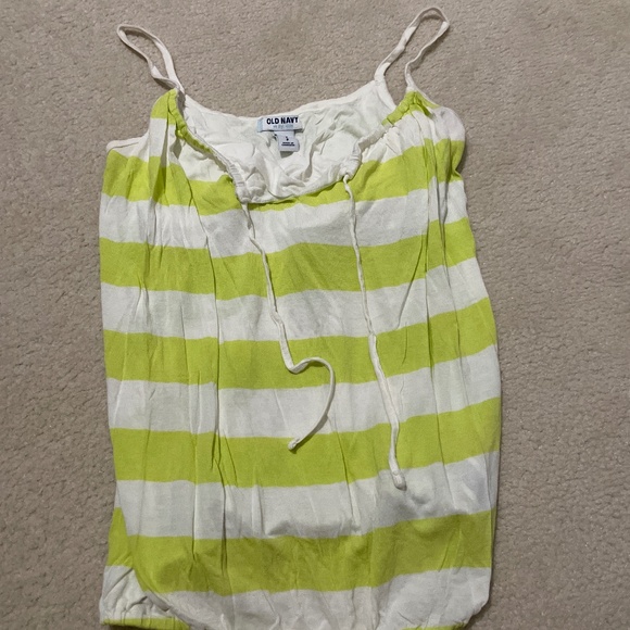 Tops - Old Navy tank top